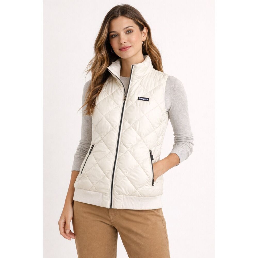Patagonia Womens Small Cream Quilted Puffer Vest Full Zip